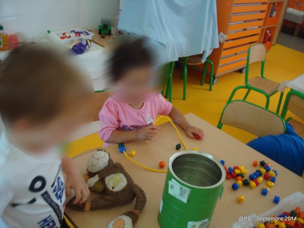 Gestion autonome des ateliers d’une classe de maternelle
