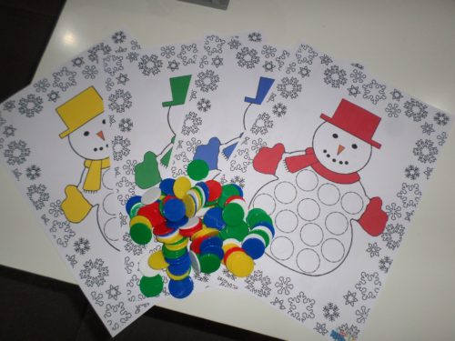 Bonhommes de neige et couleurs